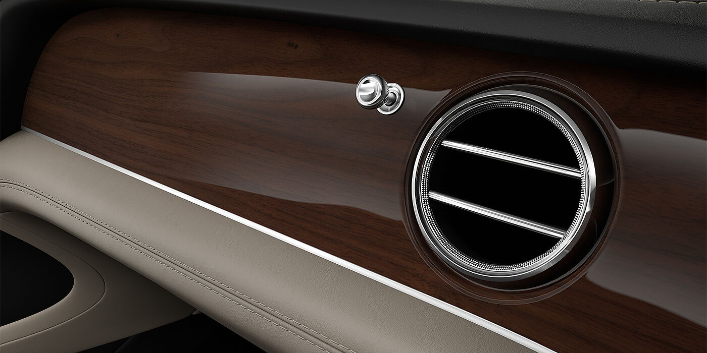 Gohm Sportwagen GmbH | Bentley Stuttgart Bentley Bentayga SUV veneer detail in Crown Cut Walnut 