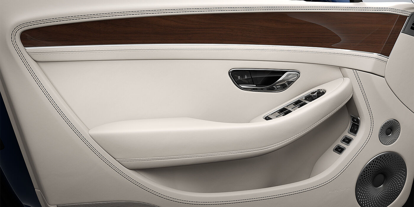 Gohm Sportwagen GmbH | Bentley Stuttgart Bentley Continental GTC convertible in Linen and Imperial Blue hides