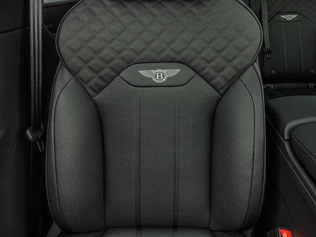 23:Bentley Bentayga S V8, SUV, Alpine Green Satin, Gohm Sportwagen GmbH | Bentley Stuttgart