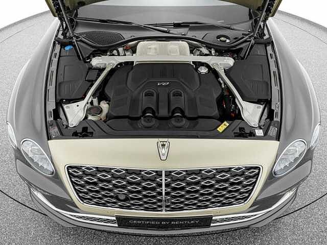 32:Bentley Flying Spur Mulliner V8 Hybrid, Limousine, Patina over Magnetic, Gohm Sportwagen GmbH | Bentley Stuttgart