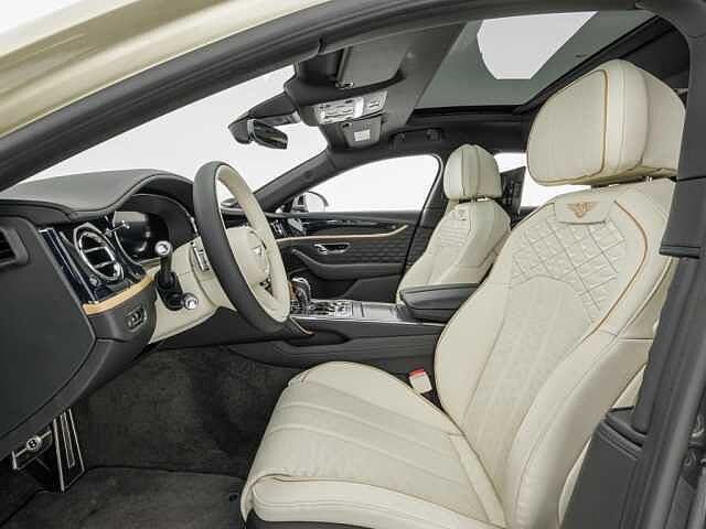 12:Bentley Flying Spur Mulliner V8 Hybrid, Limousine, Patina over Magnetic, Gohm Sportwagen GmbH | Bentley Stuttgart