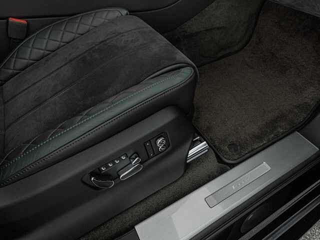 22:Bentley Bentayga Speed W12, SUV, Midnight Emerald, Gohm Sportwagen GmbH | Bentley Stuttgart